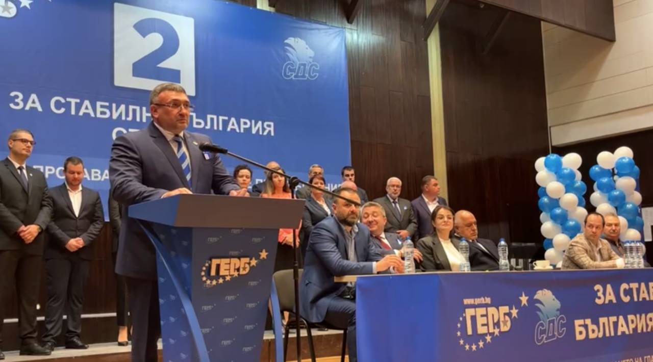  Младен Маринов 